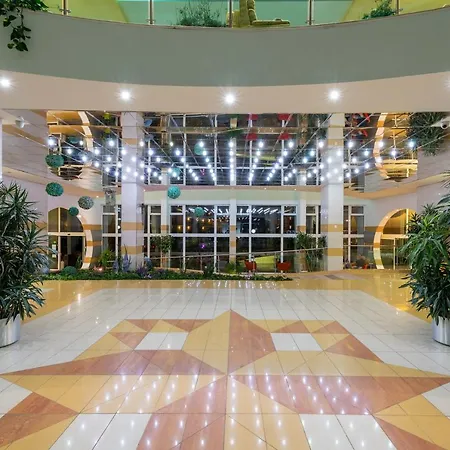 فندق Trakia Plaza &