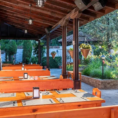 فندق Trakia Plaza &