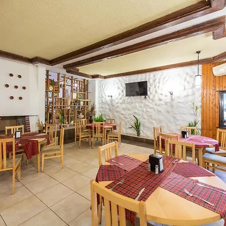 Trakia Plaza & Ξενοδοχείο 4*