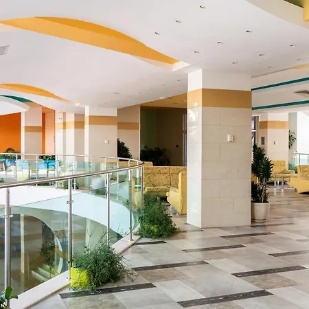 Trakia Plaza & 4*