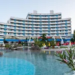 ホテル Trakia Plaza & 4*