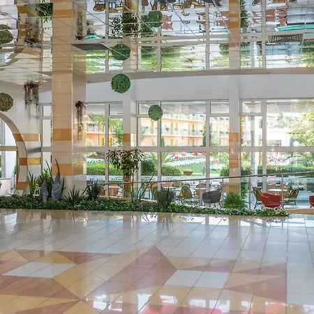 ホテル Trakia Plaza & 4*
